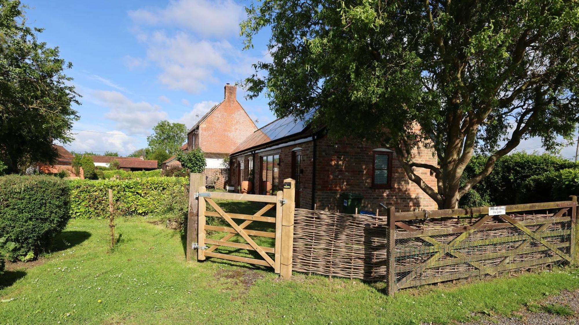 Tranquil And Cosy Cottage On The Somerset Levels Bridgwater Exteriér fotografie
